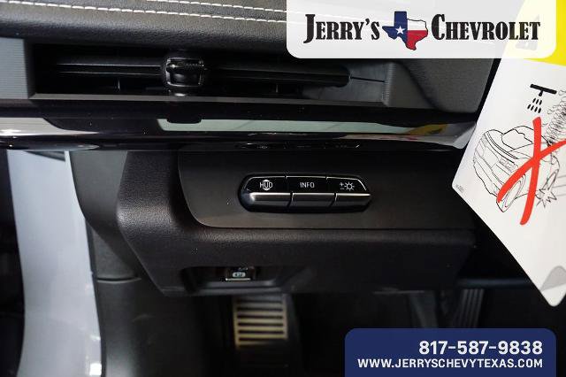 New 2025 Chevrolet Corvette E-Ray w/ Stealth Interior Trim Package AWD/4WD image 11