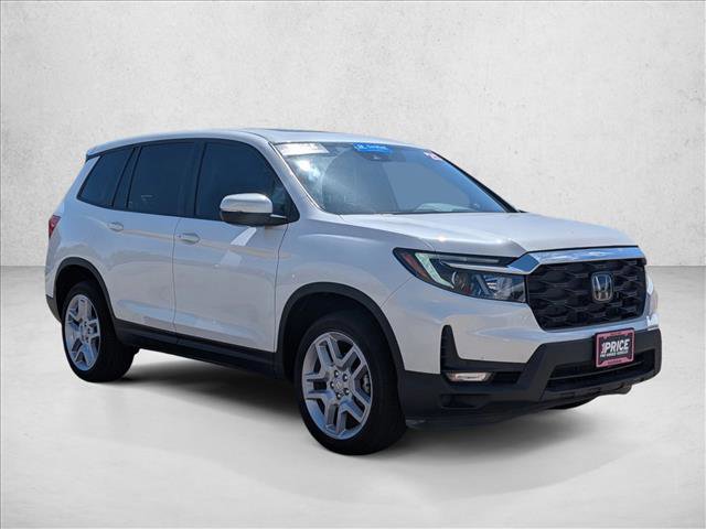 Certified 2025 Honda Passport EX-L image 3