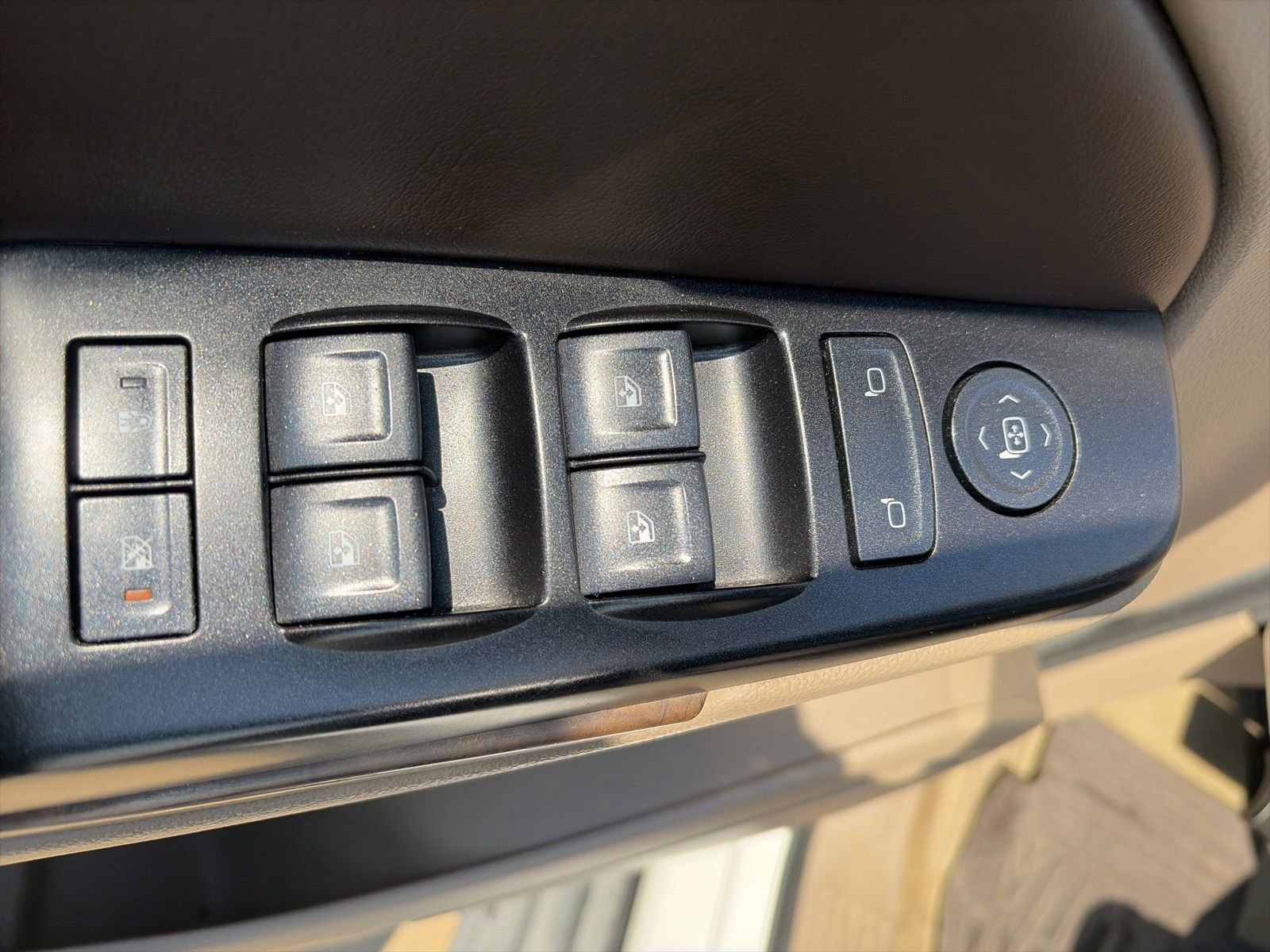 Used 2016 Chevrolet Tahoe LS AWD/4WD image 13