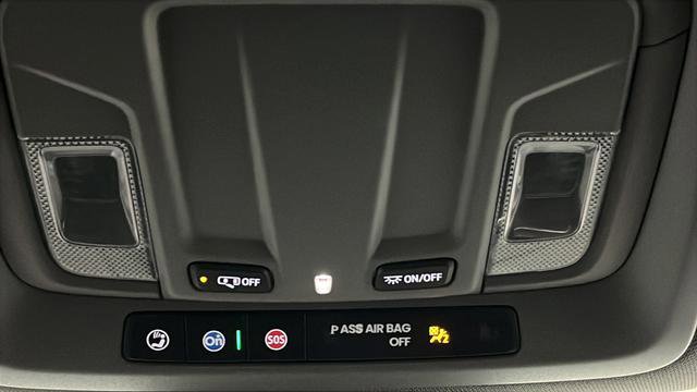 Used 2023 GMC Sierra 1500 SLT image 40