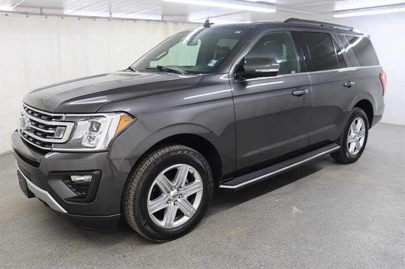Used 2019 Ford Expedition XLT w/ Equipment Group 202A AWD/4WD image 3