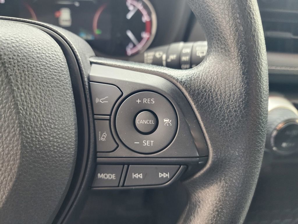 Used 2024 Toyota RAV4 XLE image 20