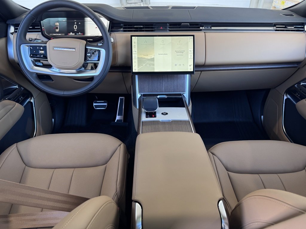 New 2026 Land Rover Range Rover SE image 13