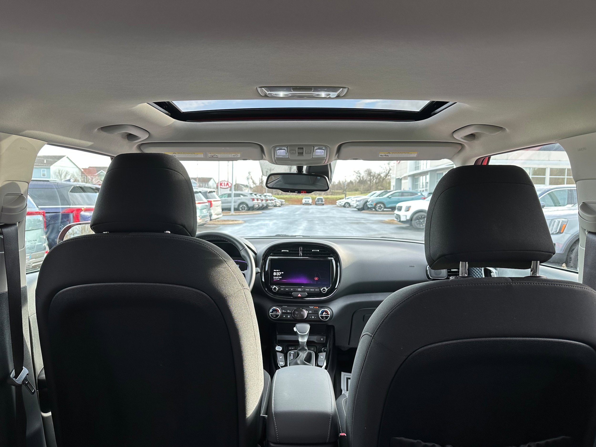 Used 2024 Kia Soul EX image 11