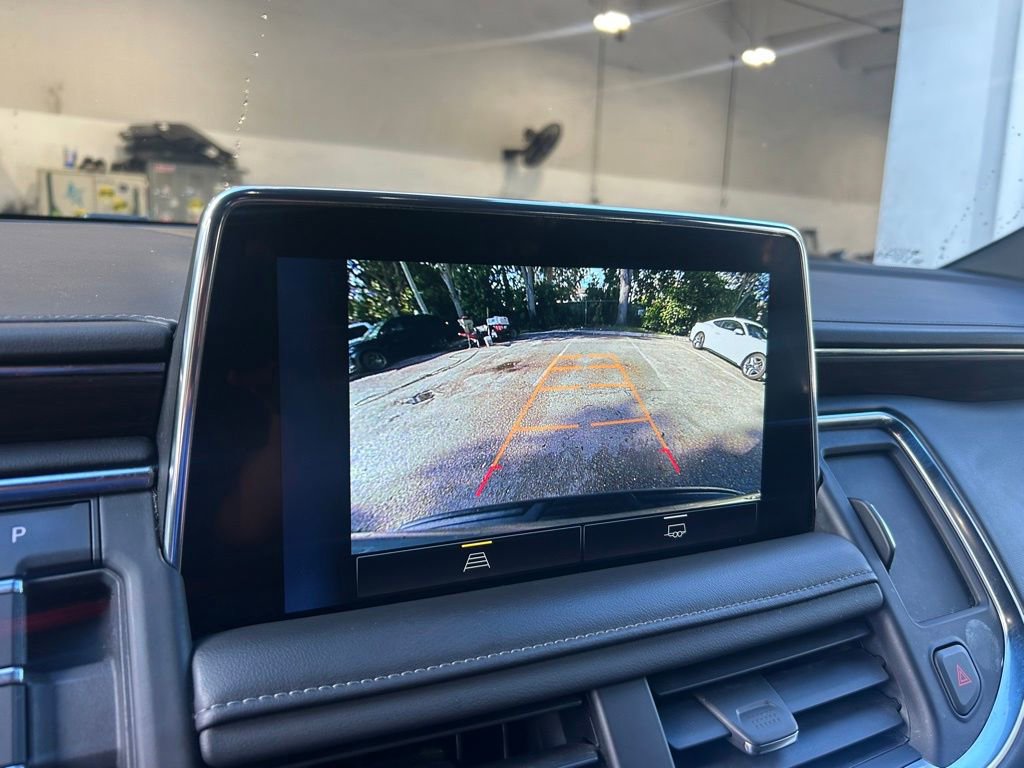 Used 2023 Chevrolet Suburban LT image 11