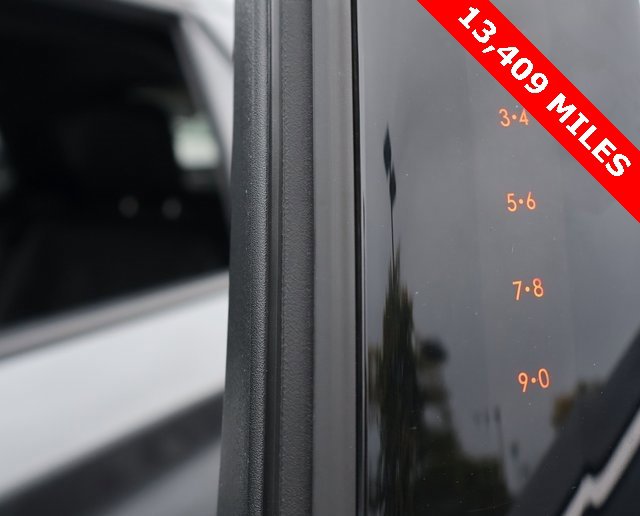 Used 2023 Ford Explorer XLT w/ Equipment Group 202A image 16