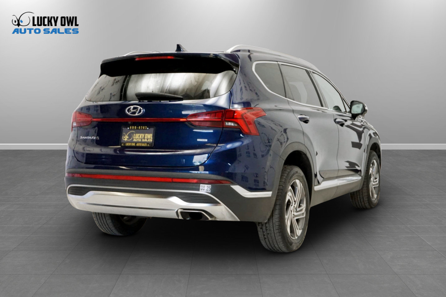 Used 2023 Hyundai Santa Fe SEL w/ Premium Package AWD/4WD image 5