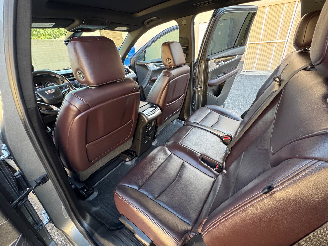 Used 2020 Cadillac XT6 Premium Luxury FWD image 17