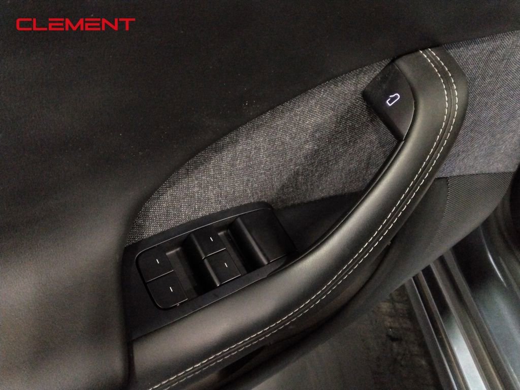 Used 2021 Tesla Model S Plaid image 19