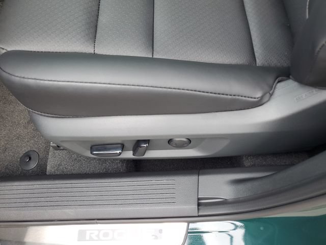 New 2026 Nissan Rogue Dark Armor AWD/4WD image 21