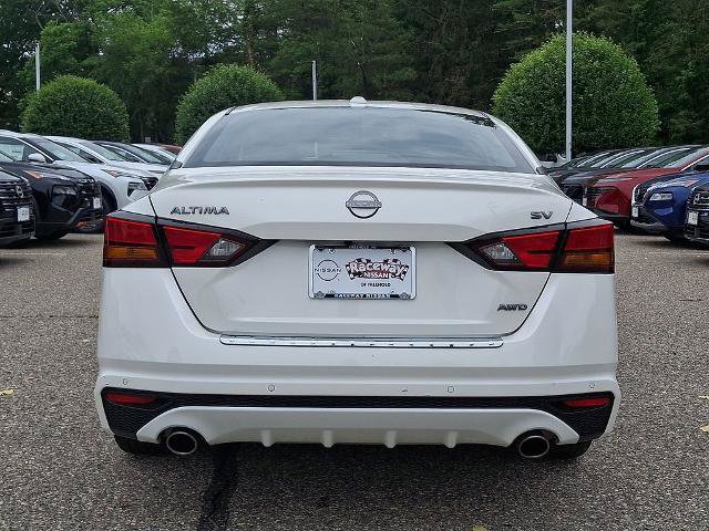 Certified 2023 Nissan Altima 2.5 SV w/ SV Premium Package AWD/4WD image 7