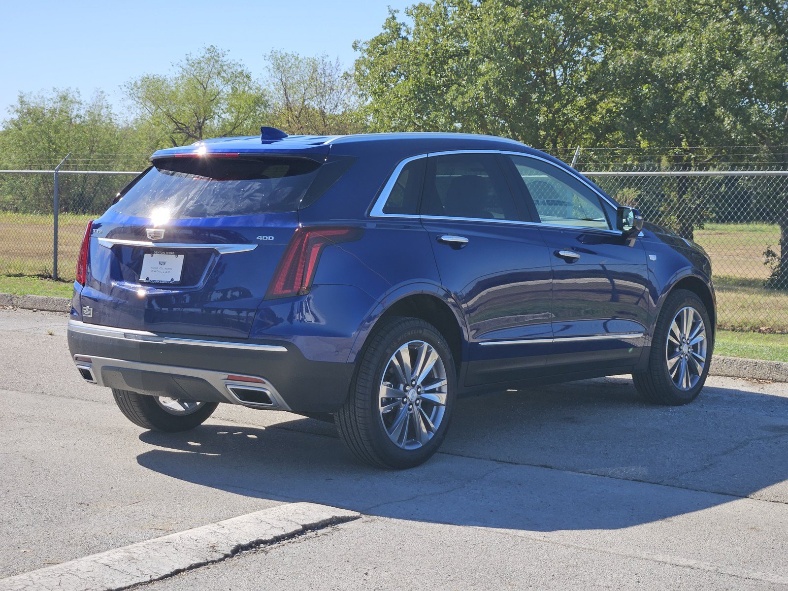 New 2026 Cadillac XT5 Premium Luxury w/ Driver Assist Package FWD image 4