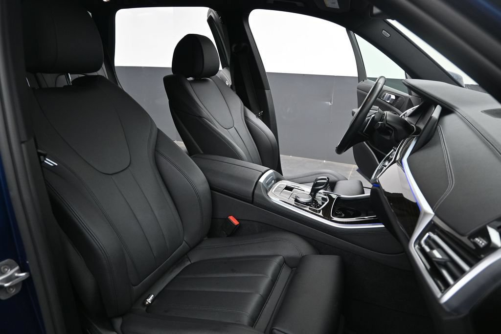 Used 2020 BMW X5 xDrive40i w/ Convenience Package AWD/4WD image 18