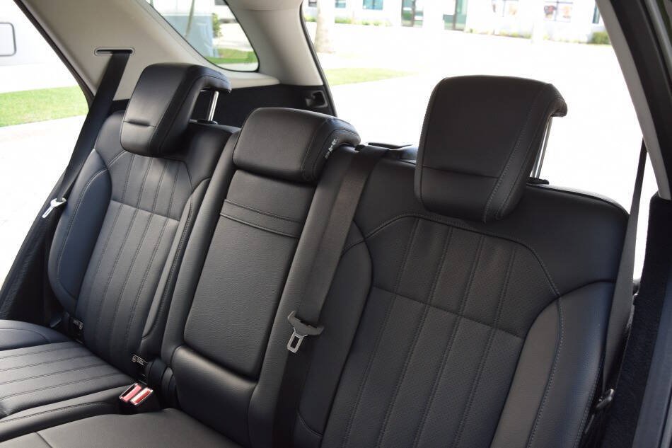Used 2016 Mercedes-Benz GLE 300d 4MATIC w/ Premium Package image 43