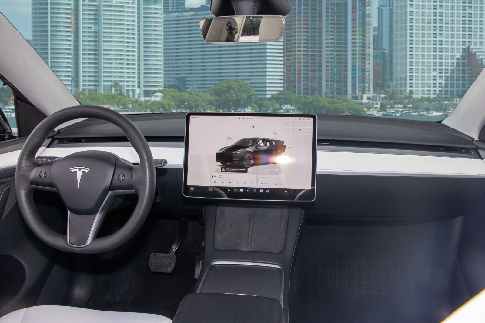 Used 2024 Tesla Model Y Long Range image 18