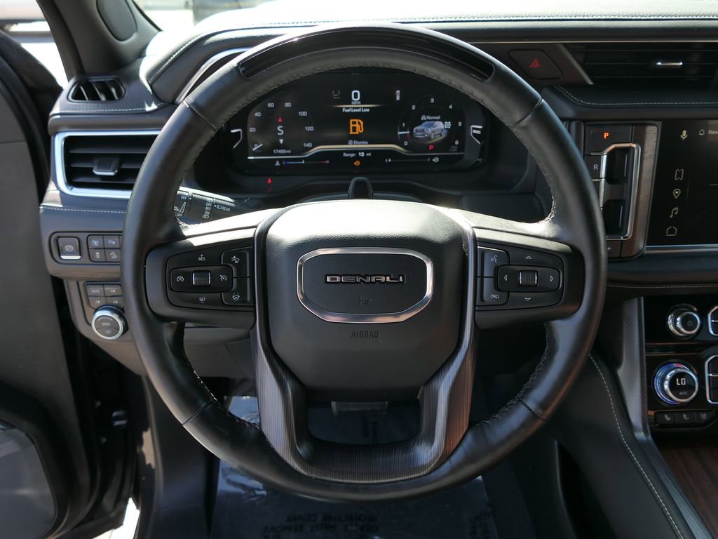 Used 2023 GMC Yukon Denali Ultimate image 16