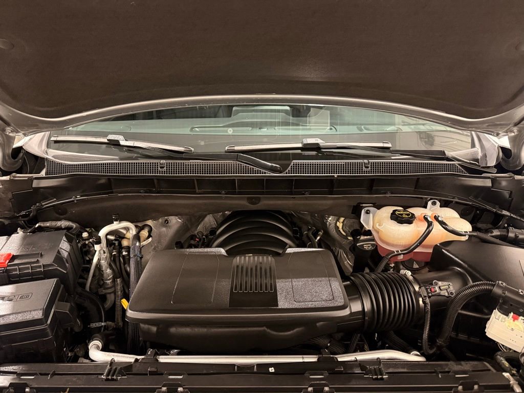 Used 2024 Chevrolet Tahoe Z71 w/ Z71 Off-Road Package AWD/4WD image 11