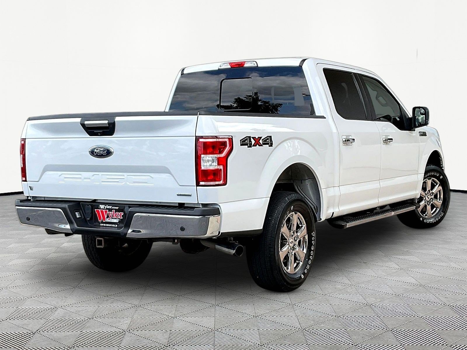 Used 2020 Ford F150 XLT w/ Equipment Group 302A Luxury AWD/4WD image 6