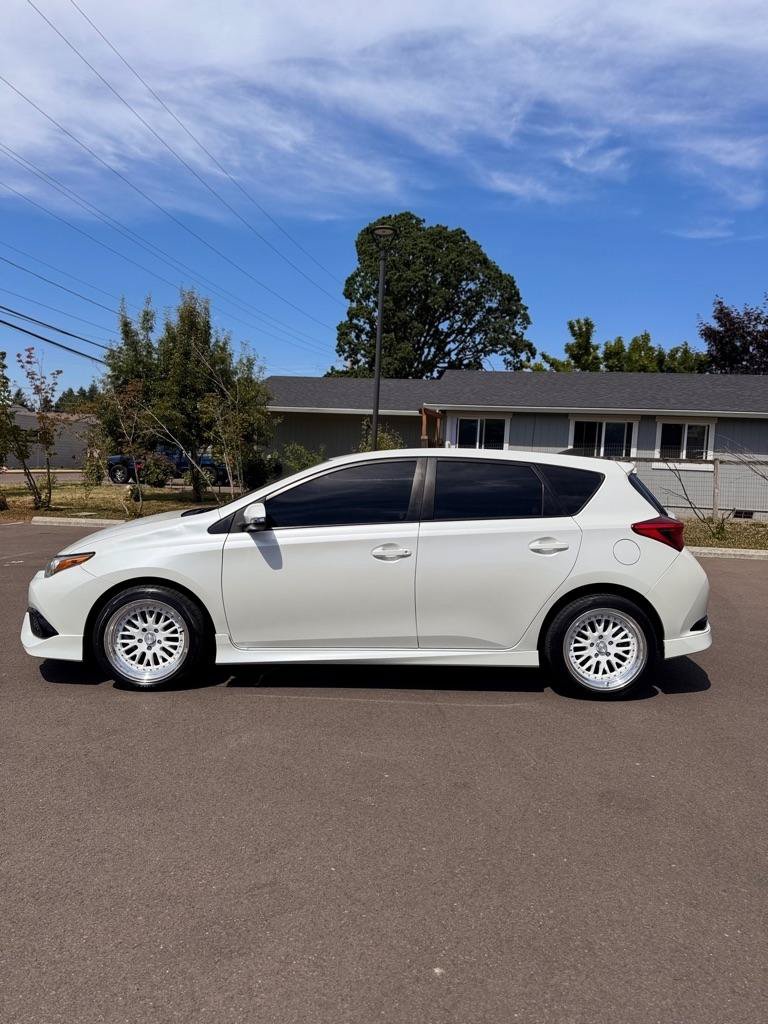 Used 2016 Scion iM FWD image 8