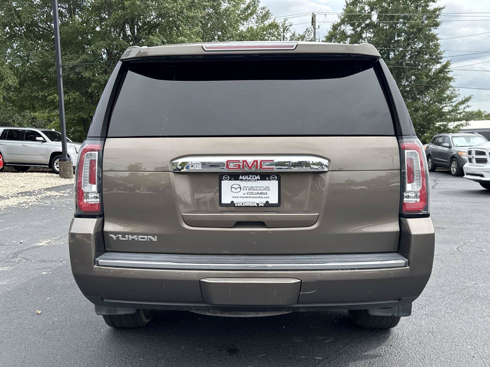 Used 2016 GMC Yukon Denali AWD/4WD image 6