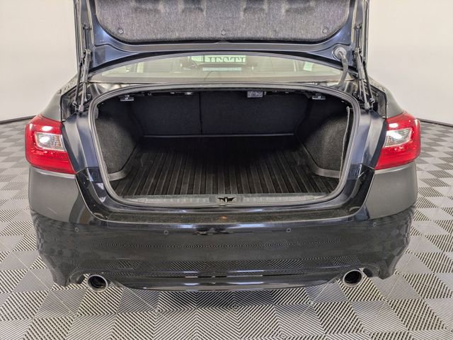 Used 2017 Subaru Legacy 3.6R Limited image 30
