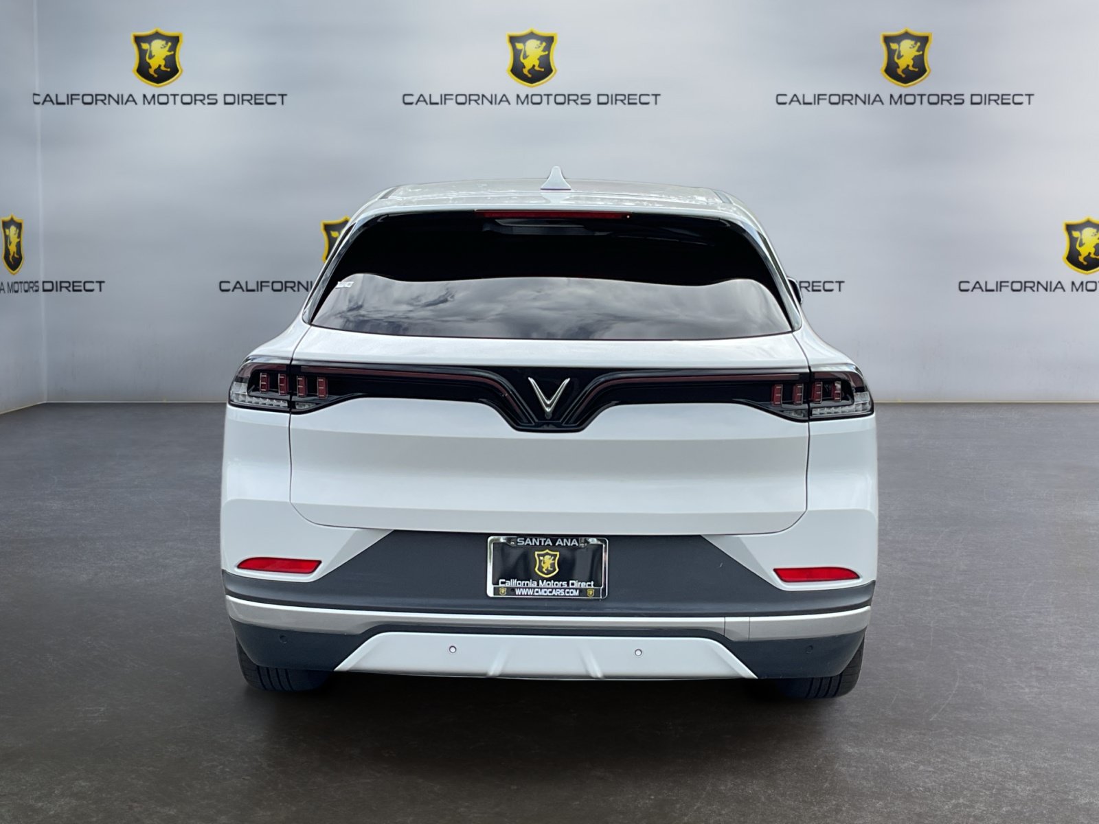 Used 2023 VinFast VF 8 Eco AWD/4WD image 6