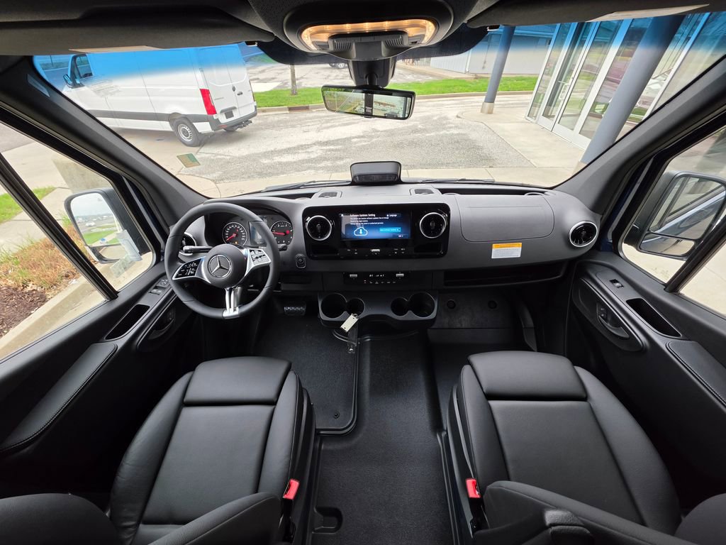 New 2026 Mercedes-Benz Sprinter 2500 image 22