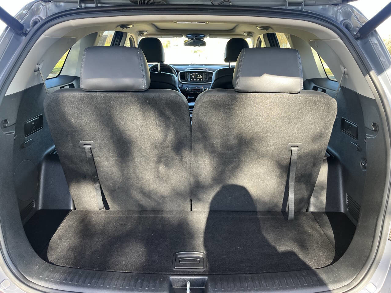 Used 2019 Kia Sorento EX image 25