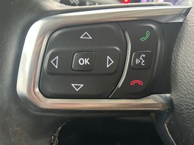 Used 2022 Jeep Wrangler Unlimited Sahara w/ Cold Weather Group image 19