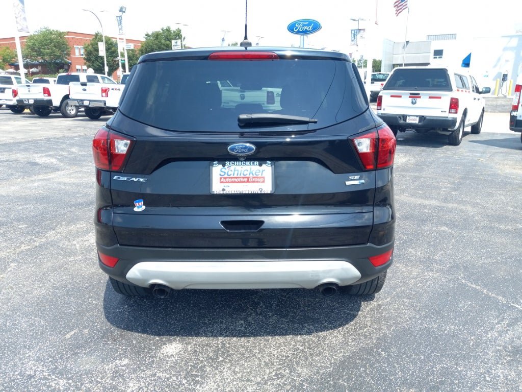 Used 2019 Ford Escape SE AWD/4WD image 2