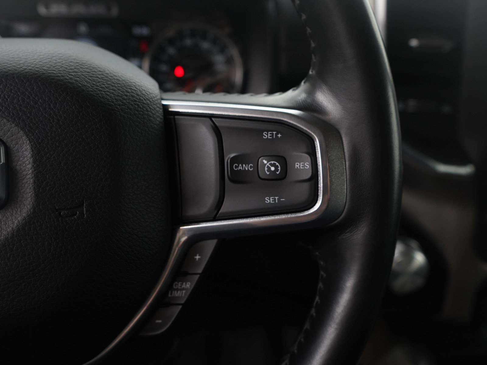 Used 2021 RAM 1500 Laramie image 21