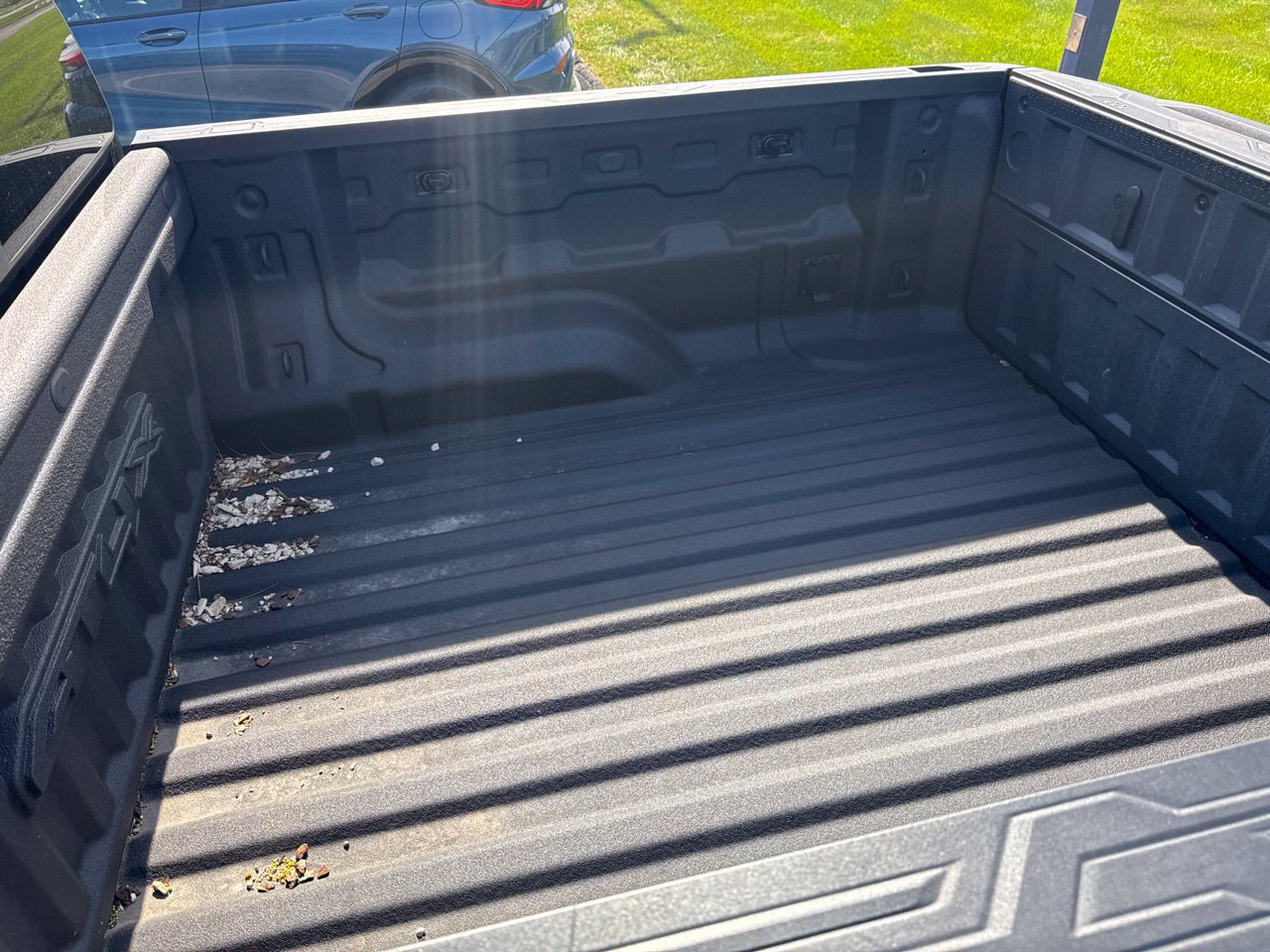 Used 2024 GMC Canyon AT4X AWD/4WD image 2