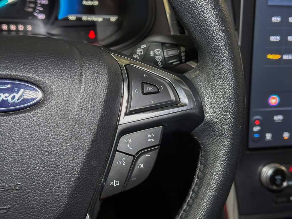 Certified 2024 Ford Edge Titanium AWD/4WD image 34