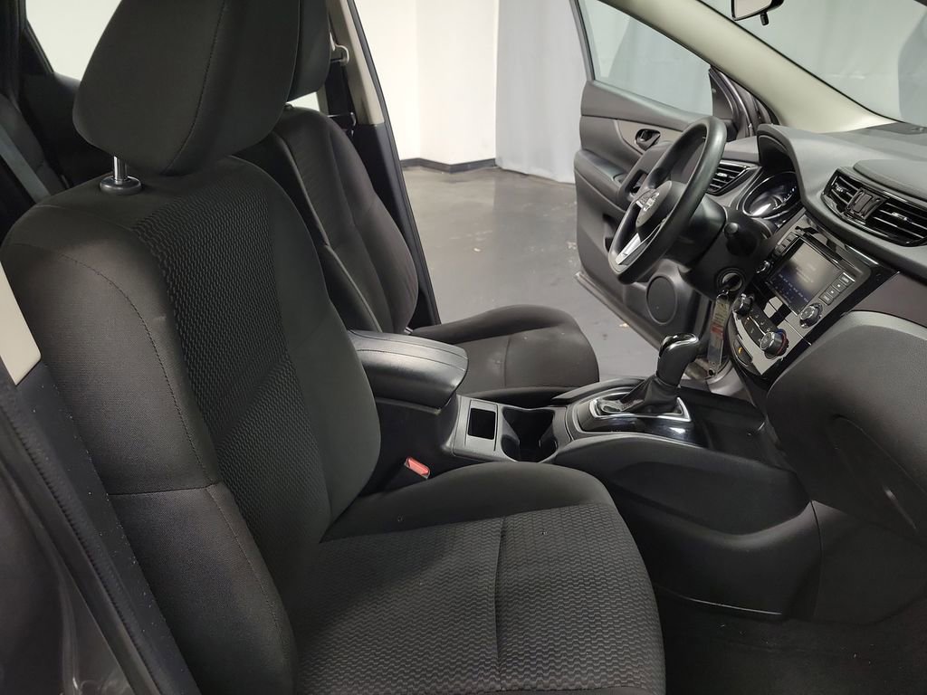 Used 2022 Nissan Rogue Sport S image 22