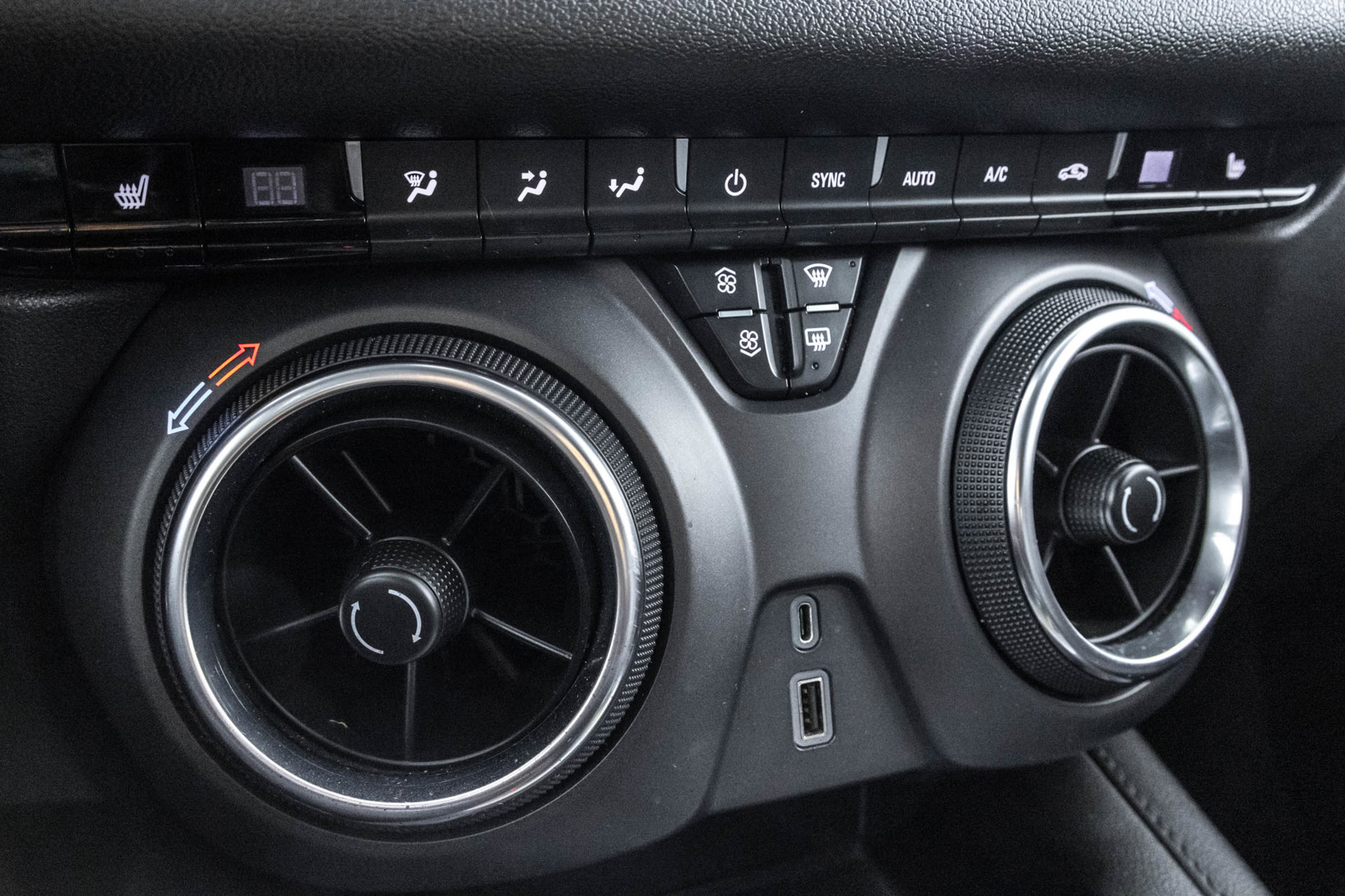 Used 2022 Chevrolet Blazer LT AWD/4WD image 31