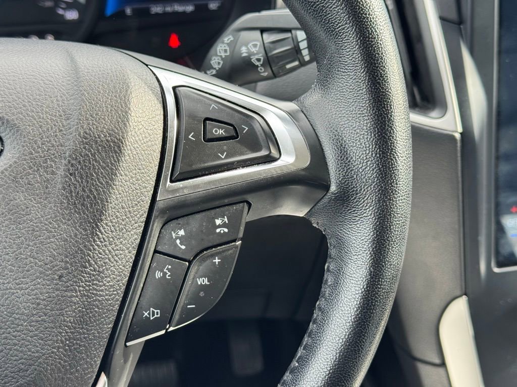 Used 2023 Ford Edge SEL image 30