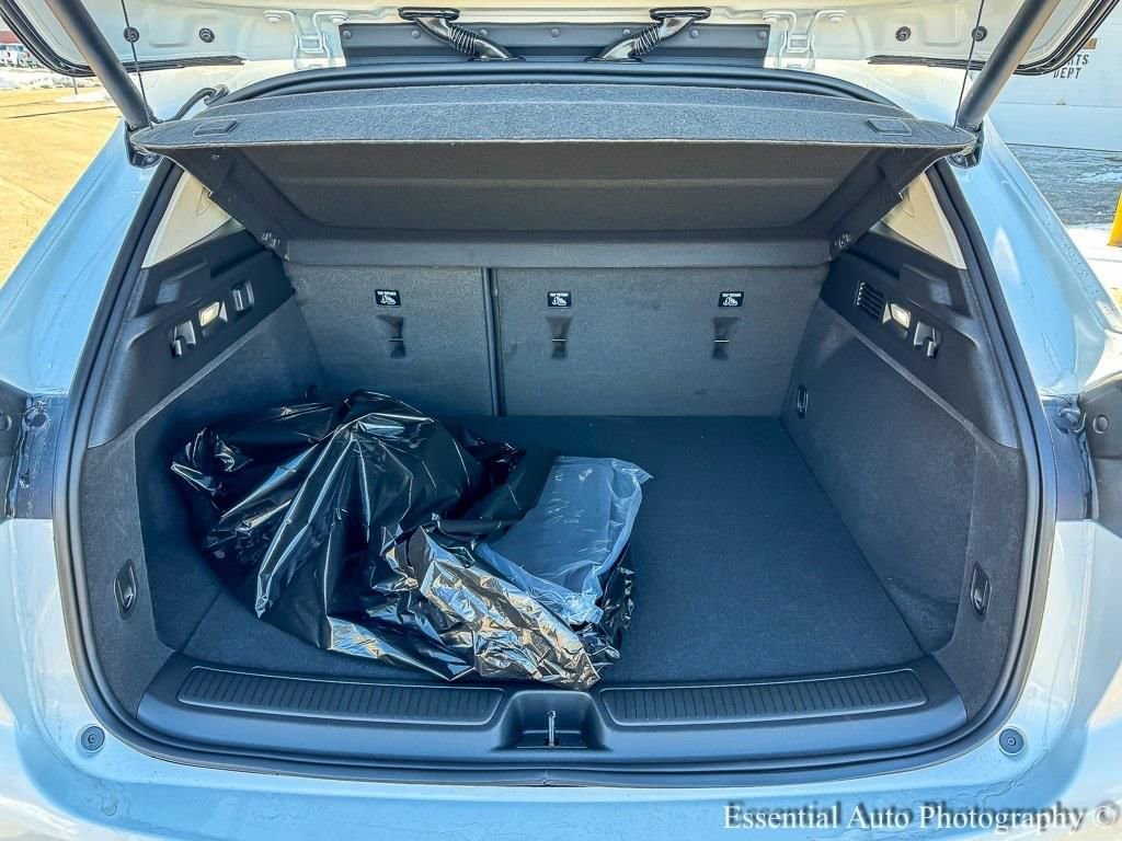 New 2025 Buick Envision Sport Touring image 21