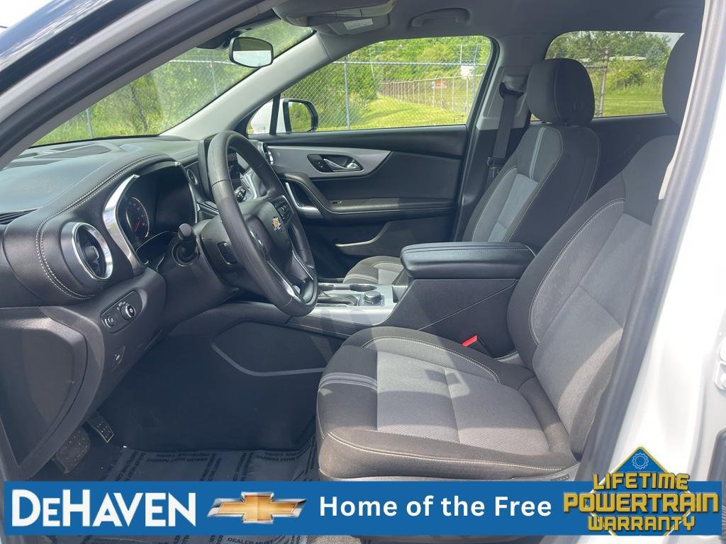 Used 2025 Chevrolet Blazer LT AWD/4WD image 19