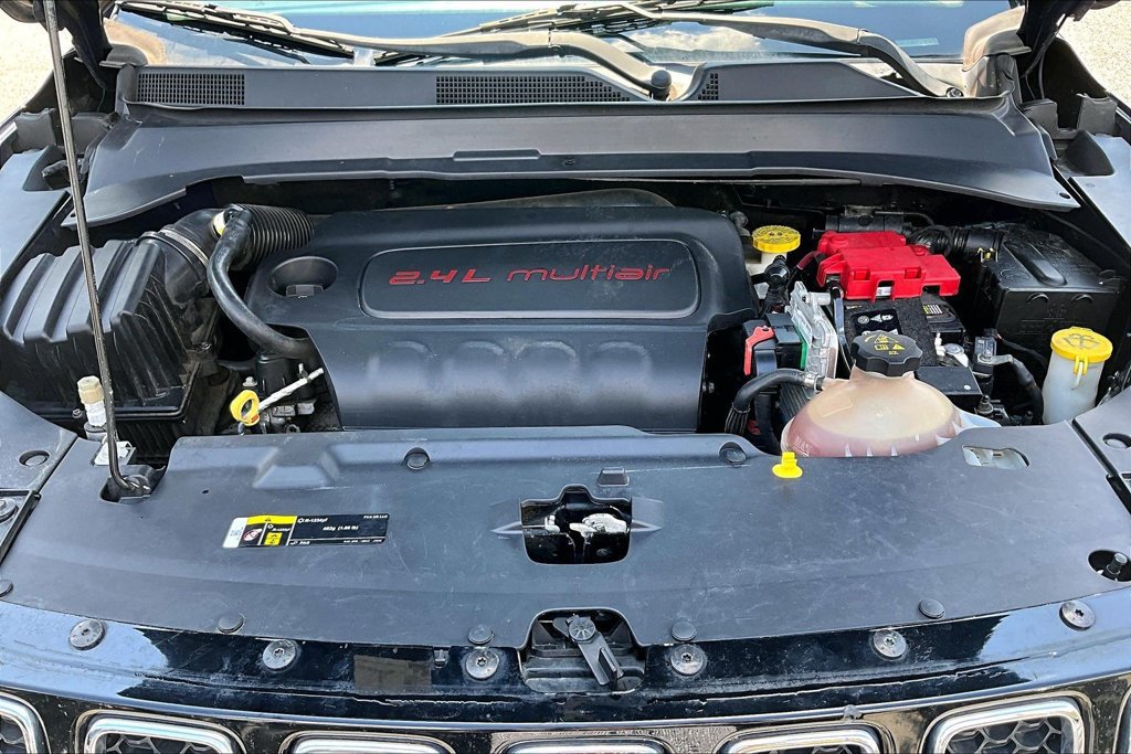Used 2019 Jeep Compass Limited AWD/4WD image 30