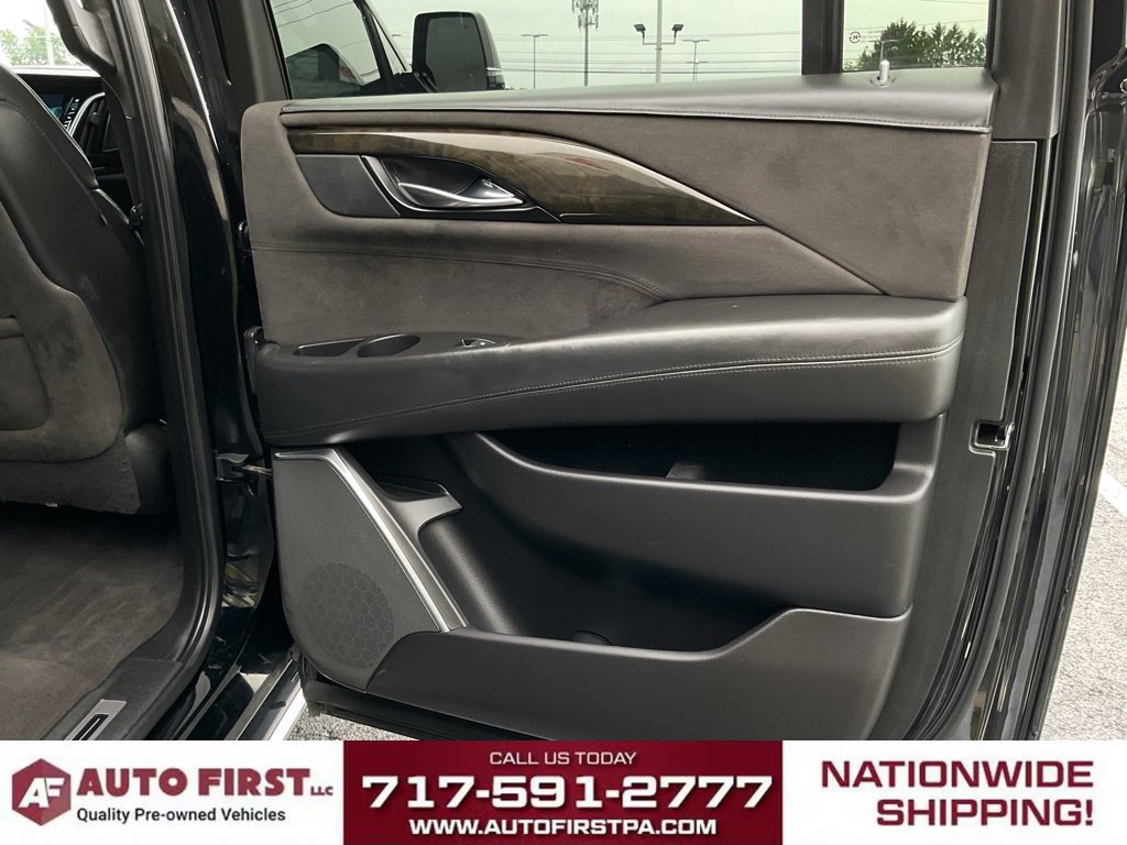 Used 2020 Cadillac Escalade ESV Platinum AWD/4WD image 15