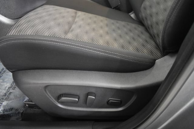 Used 2022 Nissan Rogue Sport SV AWD/4WD image 12