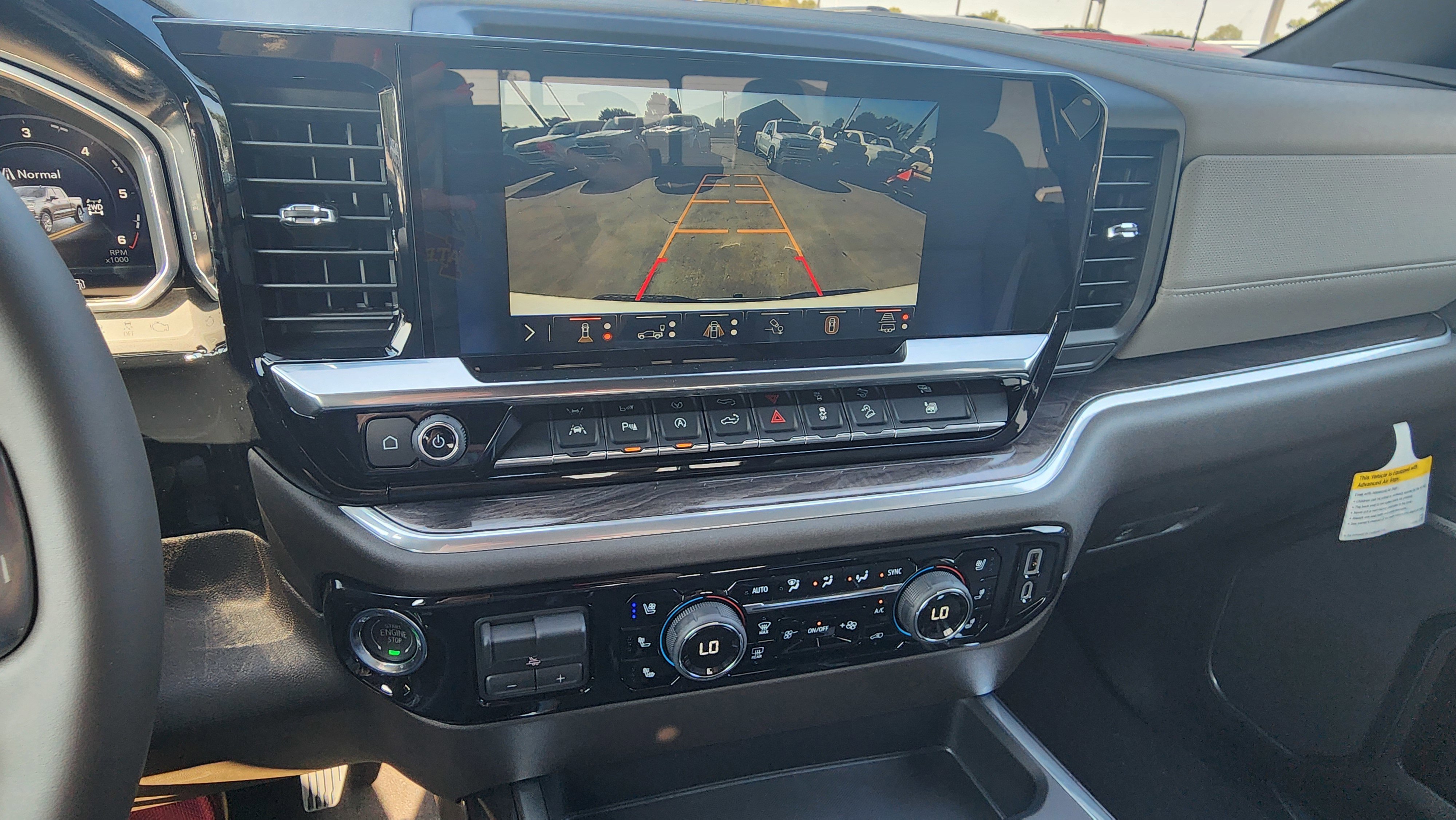 New 2026 Chevrolet Silverado 1500 LTZ w/ Z71 Off-Road Package image 24