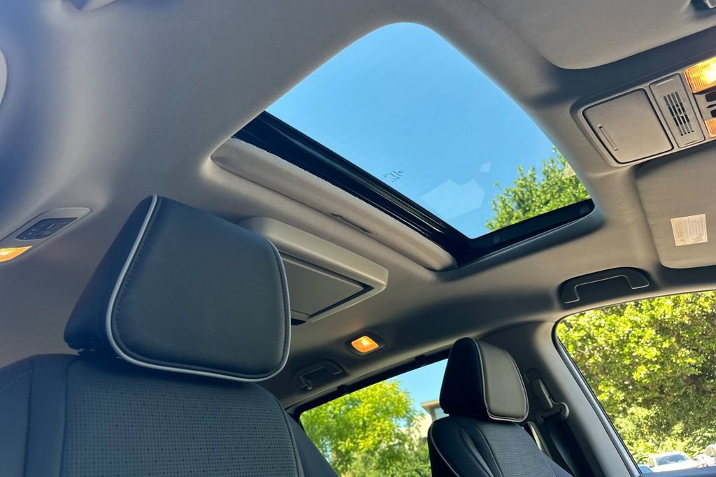 Certified 2026 Honda Odyssey Elite image 19