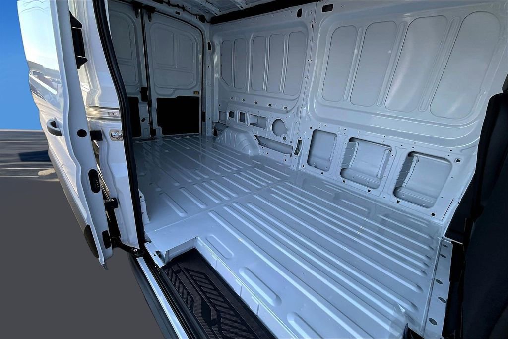 New 2026 Ford Transit 250 148 Medium Roof image 10
