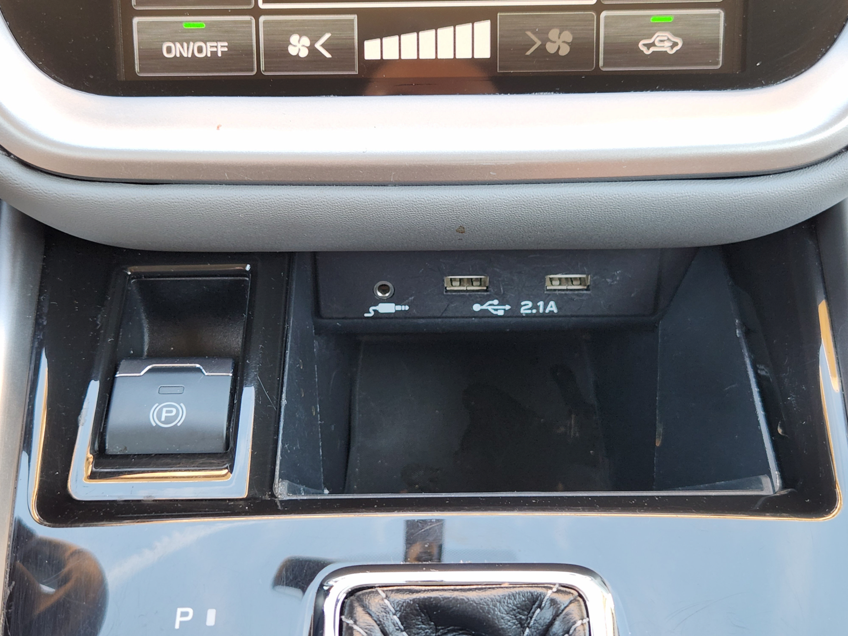Used 2020 Subaru Outback Limited AWD/4WD image 17