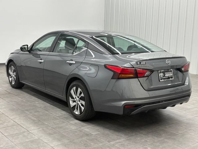 Used 2024 Nissan Altima 2.5 S FWD image 4