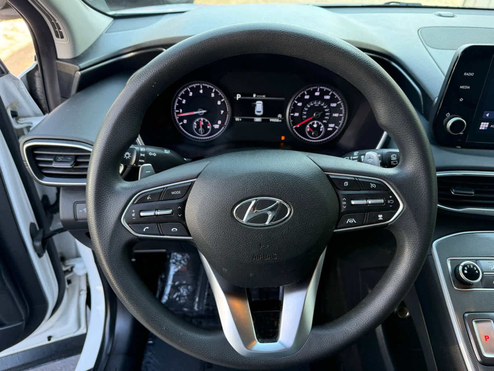 Used 2022 Hyundai Santa Fe SEL image 2