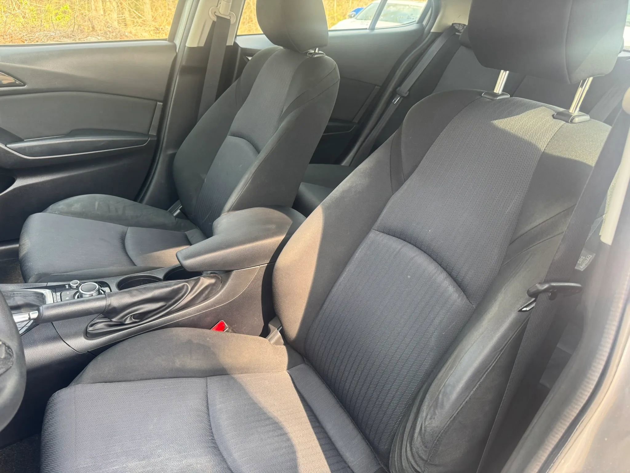 Used 2015 MAZDA MAZDA3 i Sport image 13