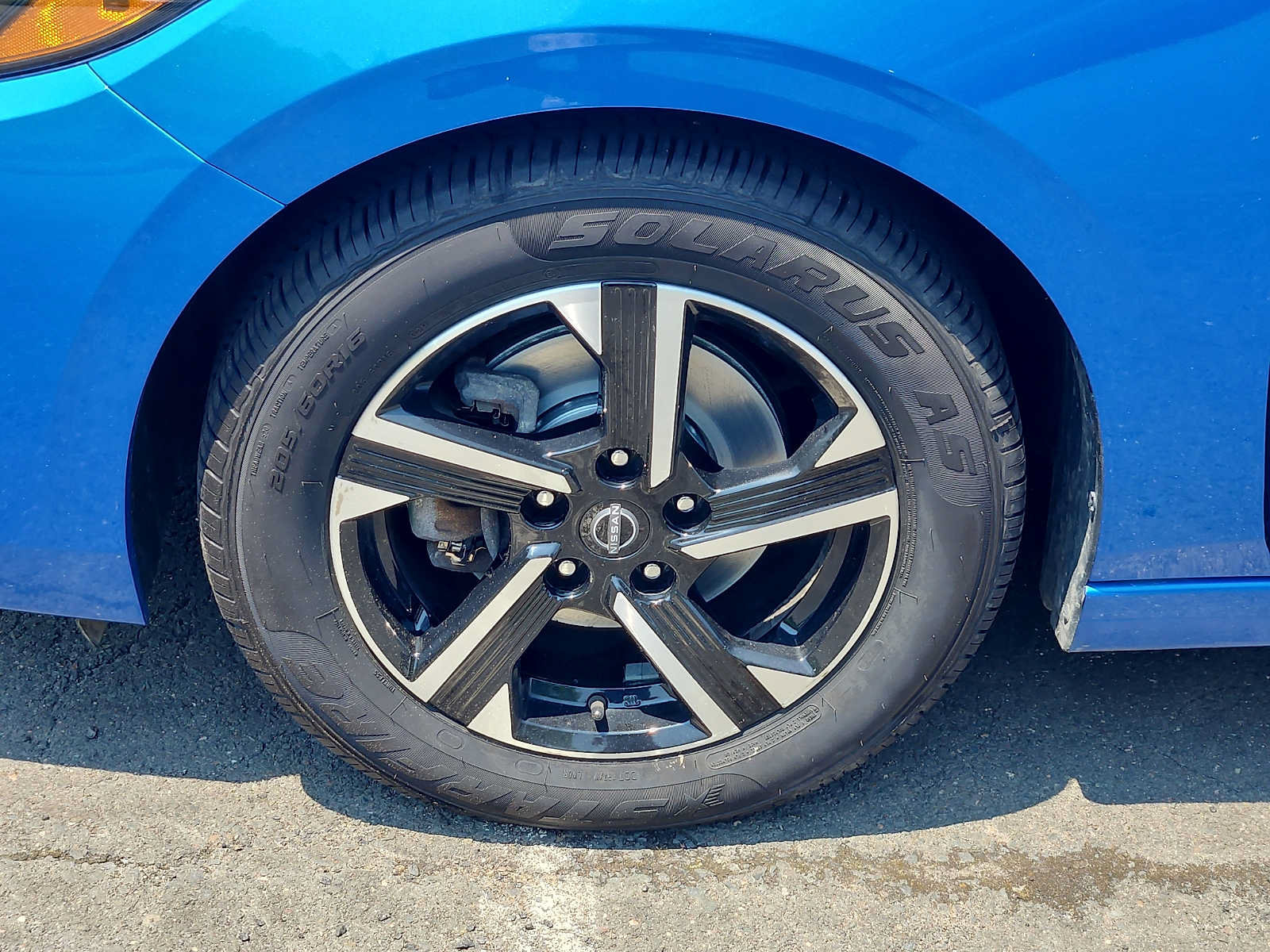Used 2024 Nissan Sentra SV FWD image 8