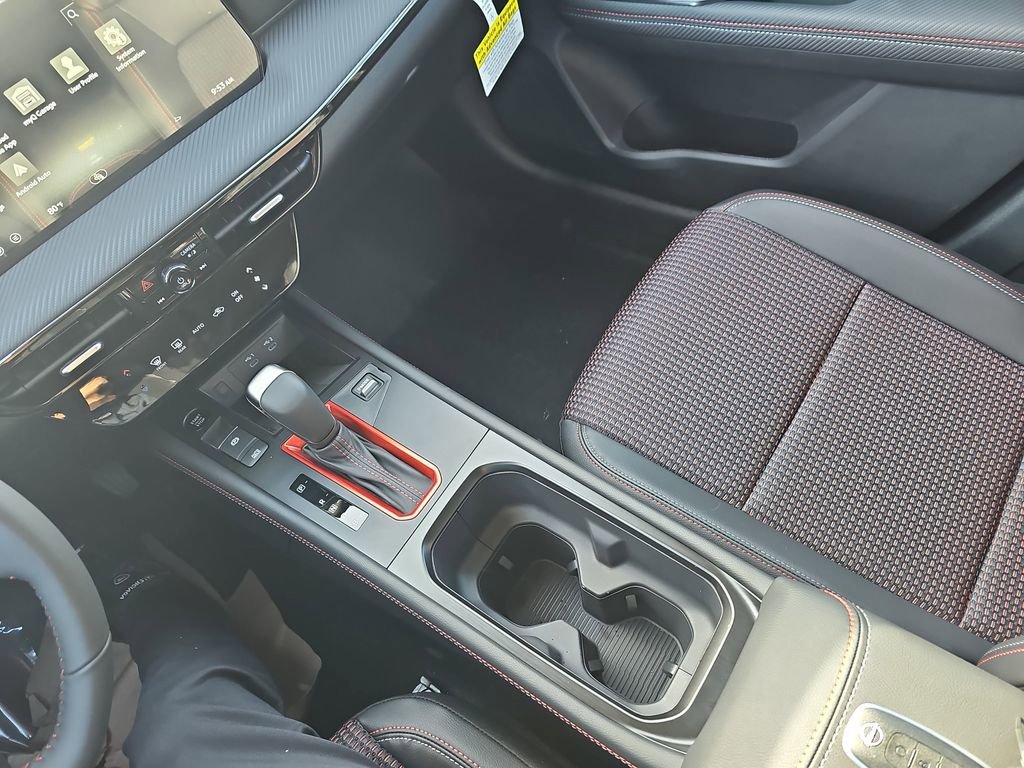 New 2026 Nissan Kicks SR FWD image 28